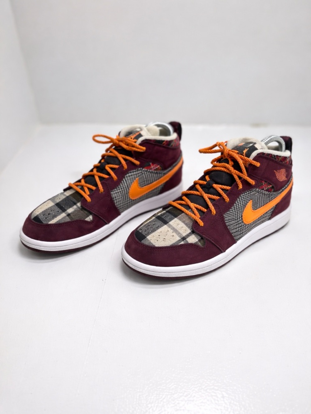 Nike Air Jordan 1 Mid GS Plaid Orange FD5461-608 Youth 3Y Burgundy Wool Sneaker - Picture 2 of 13
